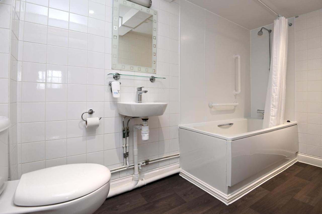 Swan, Thatcham By Marston'S Inns 외부 사진